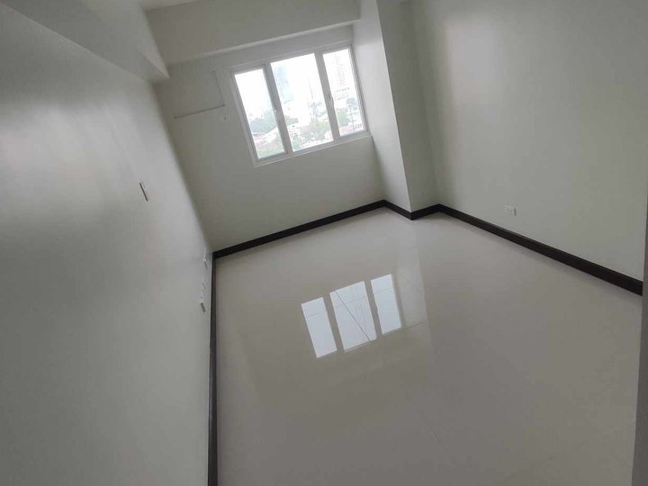 For Sale One Bedroom in Taft Avenue Quantum Residences