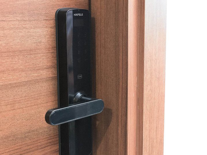 ready to move in pasay condo for sale near makati medical center metropoint edsa