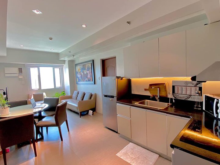 2 Bedroom Unit with Parking for Sale in The Beacon Makati City