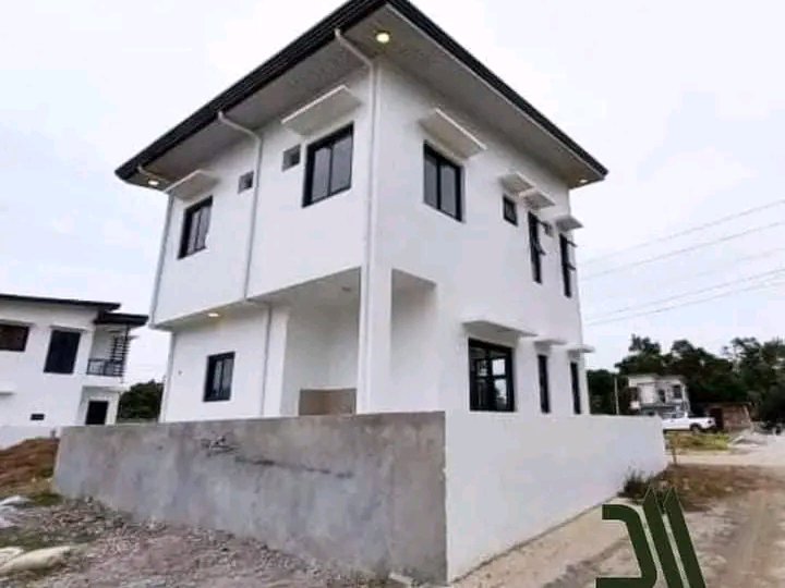 2-3 bedrooms Single Attached House for Sale in San Pablo City 120