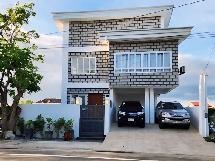 BRANDNEW MODERN INDUSTRIAL HOUSE WITH UNDERGROUND POOL FOR SALE IN KAWIT - GENERAL TRIAS CAVITE