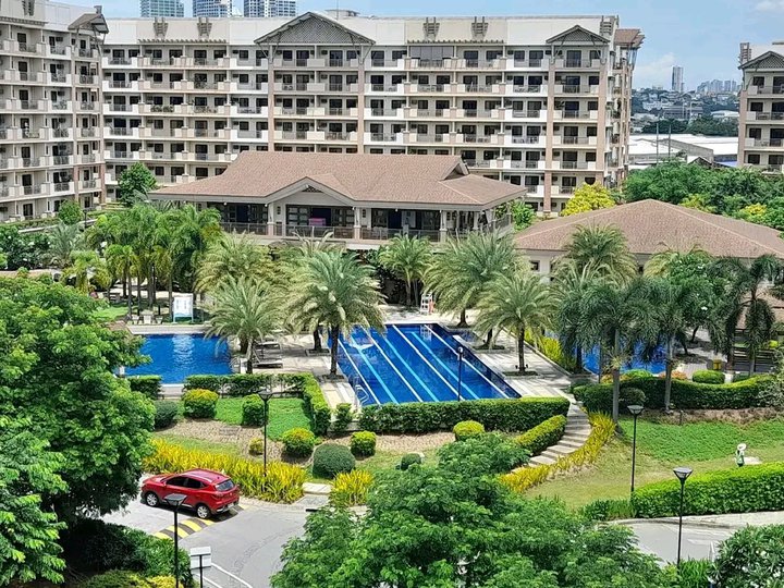 Rush sale 2BR condo unit facing Amenities in Pasig city