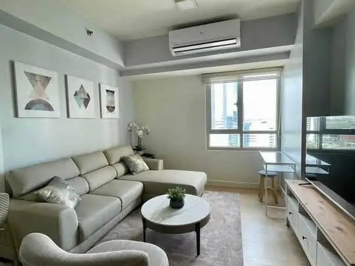 The Grove by Rockwell For Sale /Rent