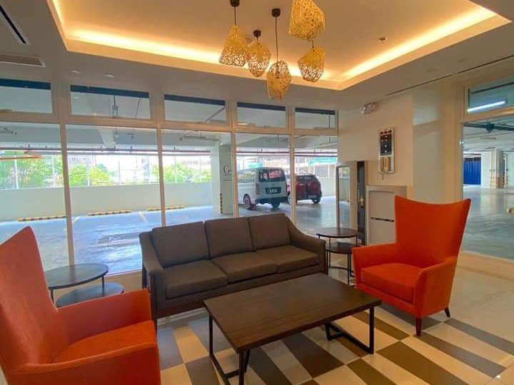 RFO RENT TO OWN 2 BEDROOMS CONDO 25K MONTHLY NEAR MRT 3 BONI STATION