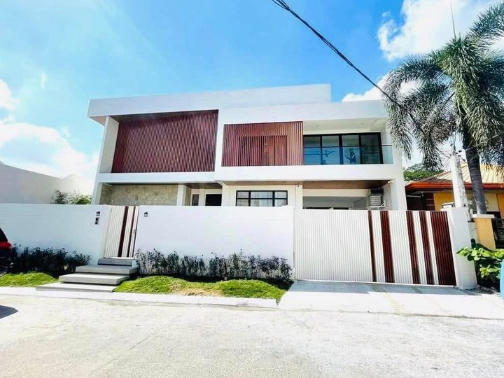 Ready For Occupancy 10-bedroom Single Attached House For Sale in Angeles Pampanga