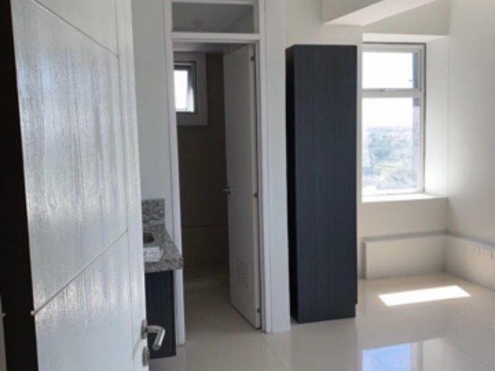 Studio Unit for Rent and Sale in The One Dasma Place Dasmarinas Cavite
