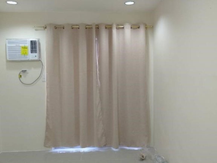 4 Rooms Staff house family townhouse Office for rent at Manila