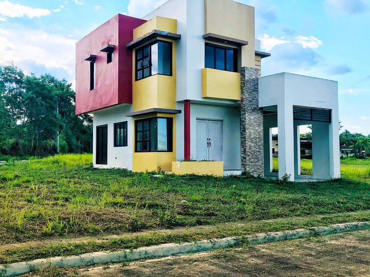 READY FOR OCCUPANCY HOUSE  AND LOT IN LIPA