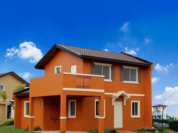 5-bedroom Single Attached with Carport House For Sale in Tarlac City