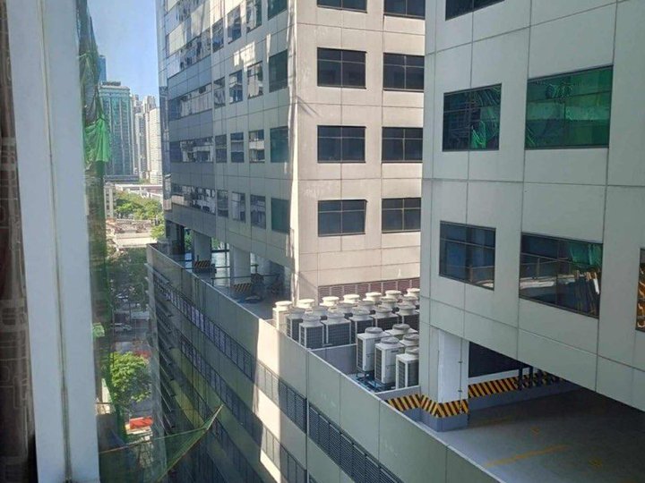 For Rent One Bedroom @ Seibu Tower BGC