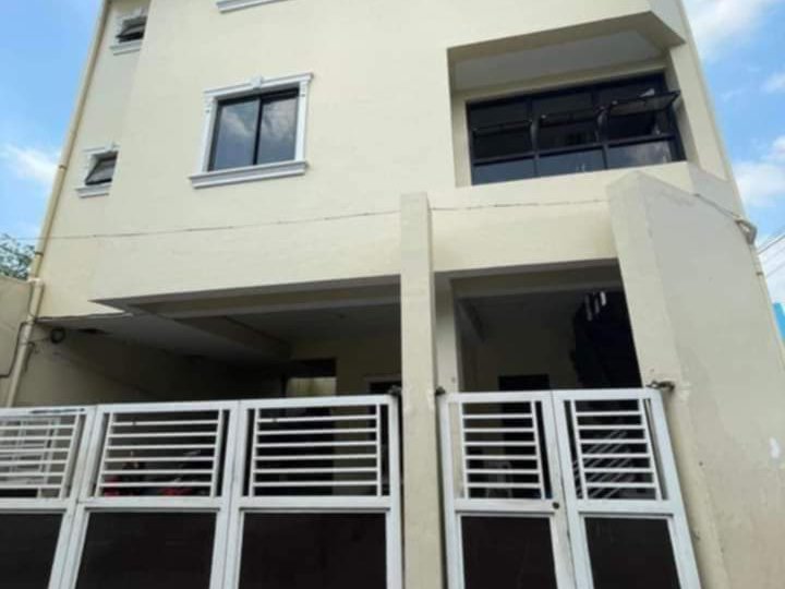 3 Story Building Apartment ,Good for Investment and Lifetime business