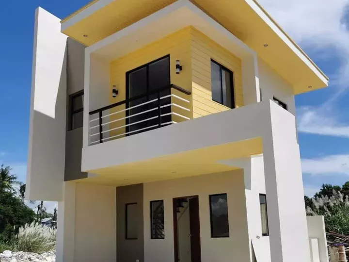 Pasalo 3-bedroom Townhouse in Lapu Lapu Cebu with Big Savings