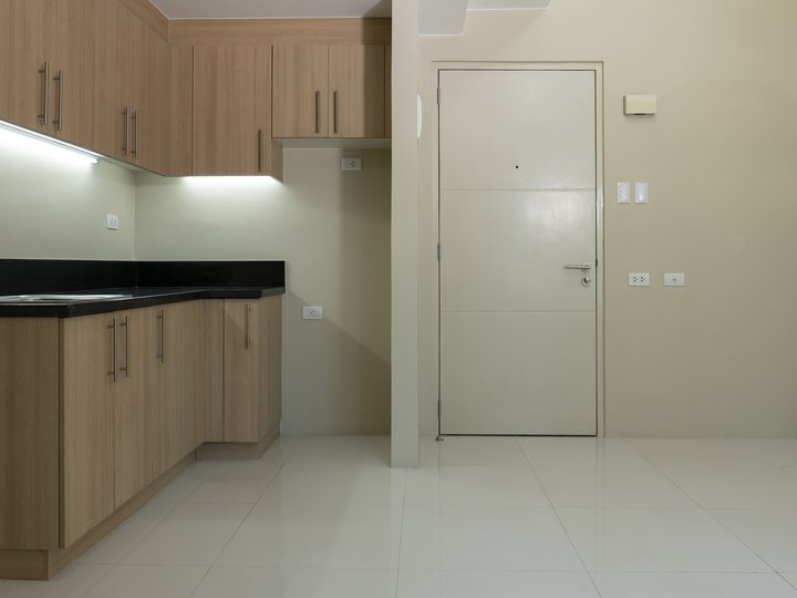 32.36 sqm 1-bedroom Condo For Sale in Makati Metro Manila