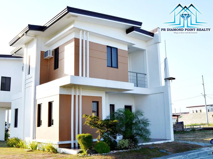 3-bedroom Alexandra Single Detached House For Sale in Binan Laguna