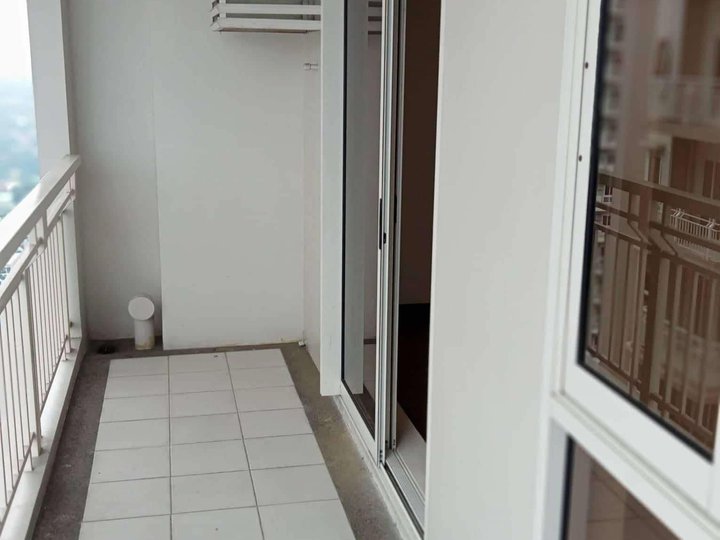 2 Bedroom Penthouse Unit with Balconies for Rent in Lumiere Residences Pasig City