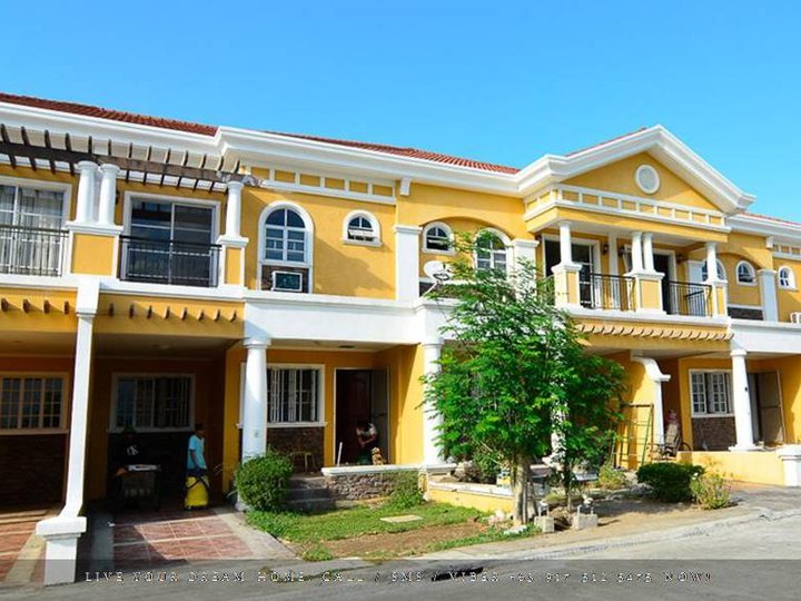 For Sale Luxury Townhouse in Alabang in Daang Hari Las pinas M.M. House