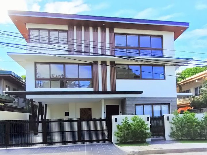 3 Story Mansion with Pool and Elevator For Sale in Ayala Alabang