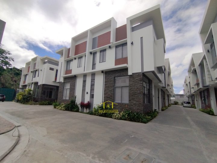 3 BEDROOMS TOWNHOMES IN PROJECT 8 QC NEAR WILCON HOME EDSA MUNOZ