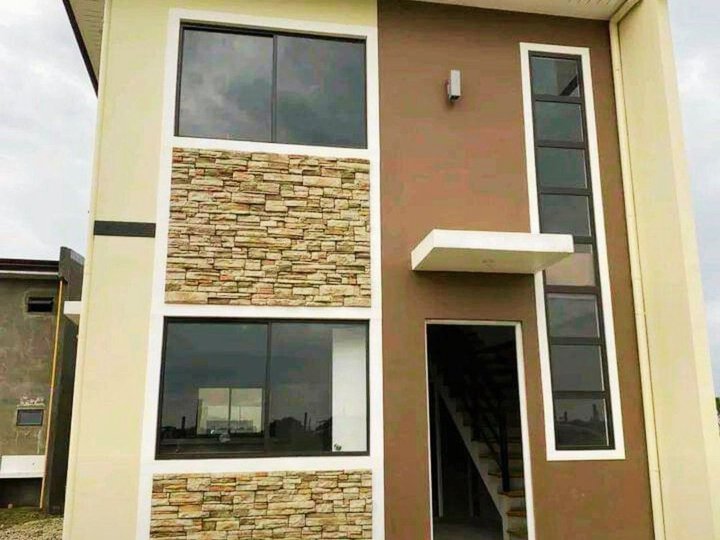 3-bedroom Single Attached House For Sale in Tanauan Batangas