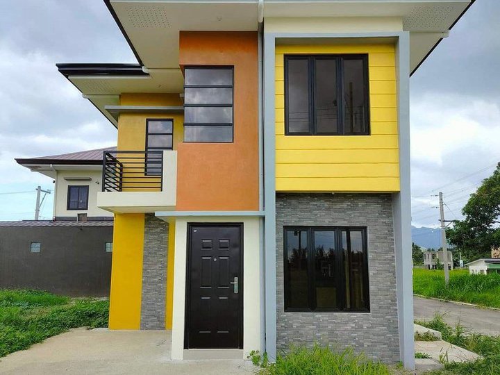 4-bedroom Single Detached House For Sale in  Lipa Batangas