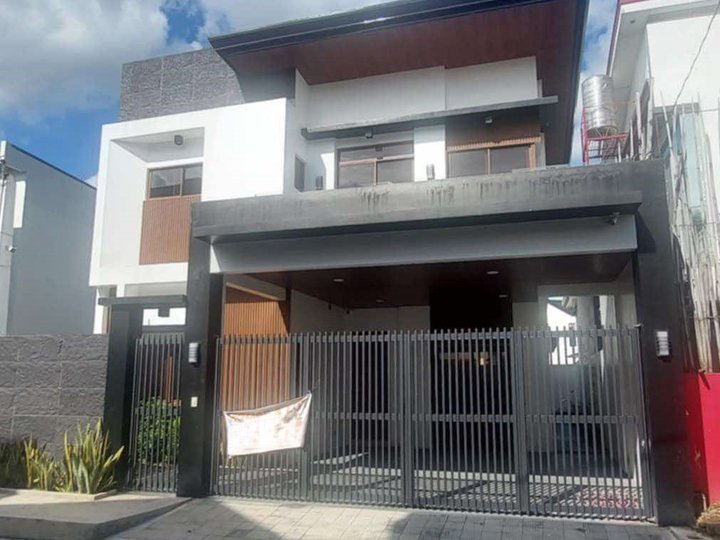 2 Storey  House and Lot for sale in Greenwoods Executive Village Pasig City near Cainta