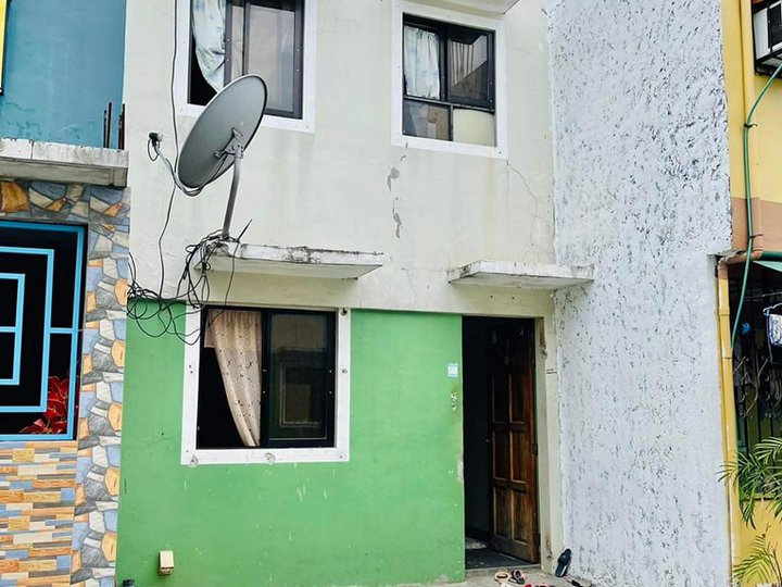 Foreclosed 2-bedroom Townhouse For Sale in Caloocan