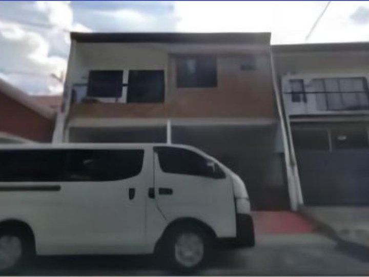 Foreclosed 4-bedroom Townhouse For Sale in Cainta Rizal
