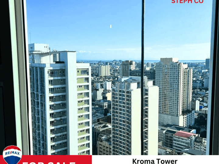 FOR SALE: Modern 2BR Condo at Kroma Tower, Makati - City Living