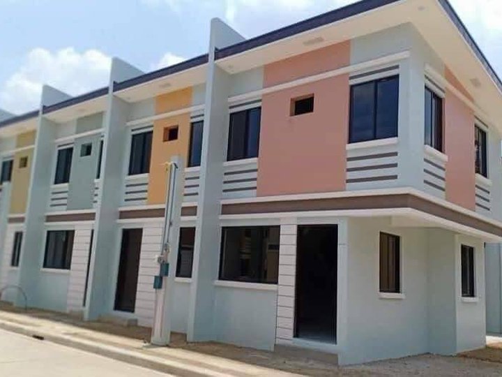 2-bedroom Townhouse For Sale near Timberland Heights in San Mateo Rizal