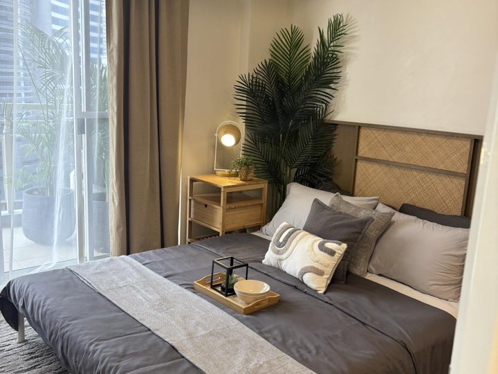 RFO CONDO 2BR UNIT 65.5 SQM THE CRESTMONT BY DMCI HOMES