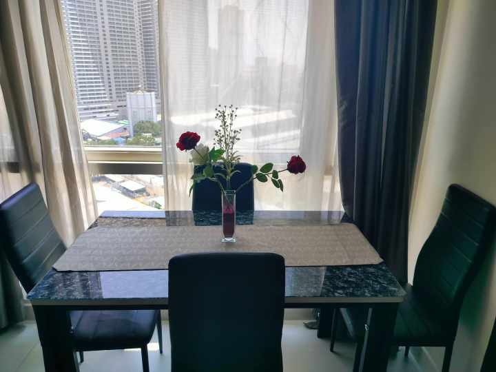 For Rent Studio @ Twin Oaks Place Mandaluyong