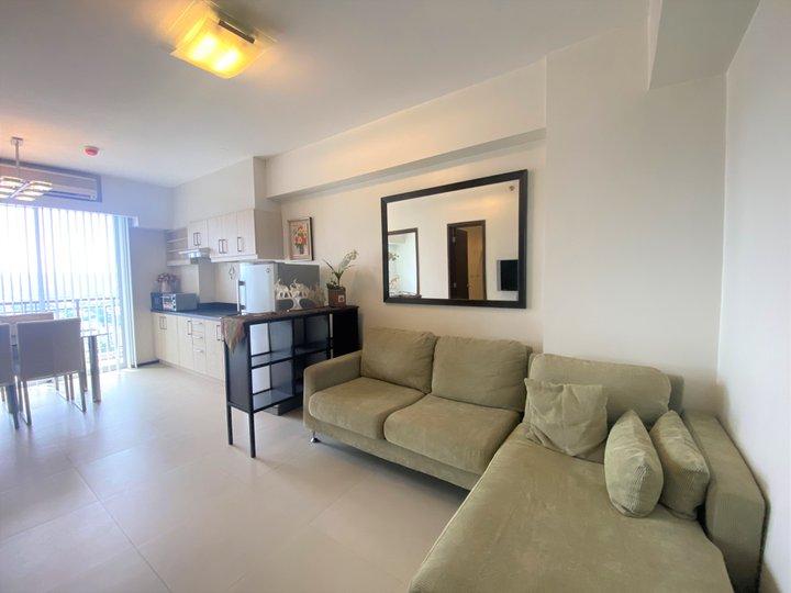 1 Bedroom Unit For Sale in Ibiza Tower, Circulo Verde, QC!