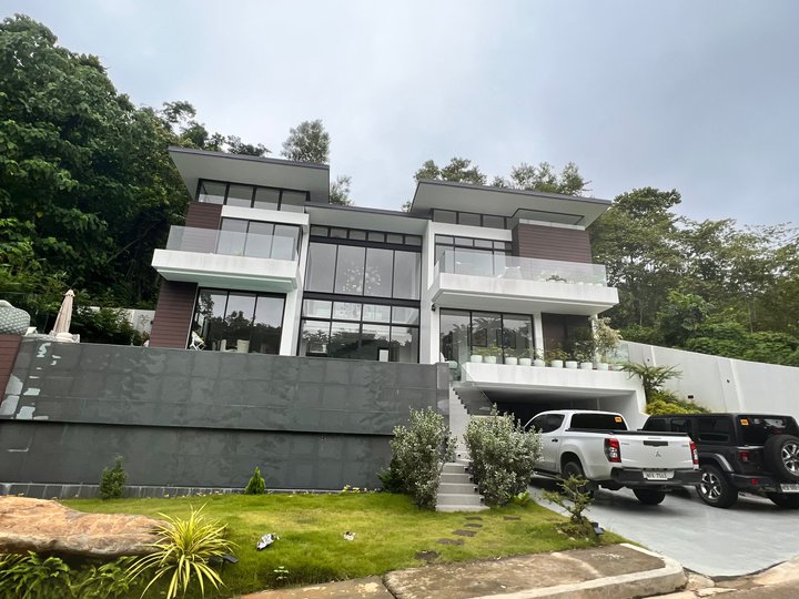 4 Bedroom for Sale House and Lot with Solar in Sun Valley Antipolo