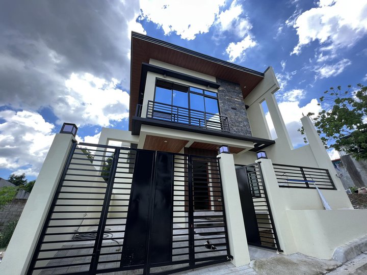 3BR House & Lot in Antipolo Boundary of Champaca Marikina Heights