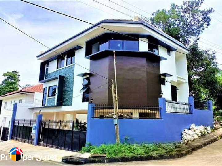 4-bedroom Single Detached House For Sale in Cebu City Cebu