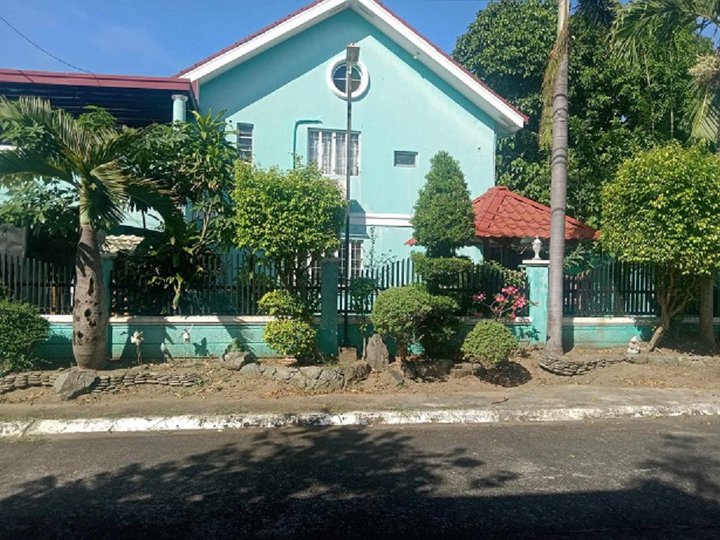 5-Bedroom Corner lot House for Sale in Citta Italia Buhay na Tubig Imus Cavite