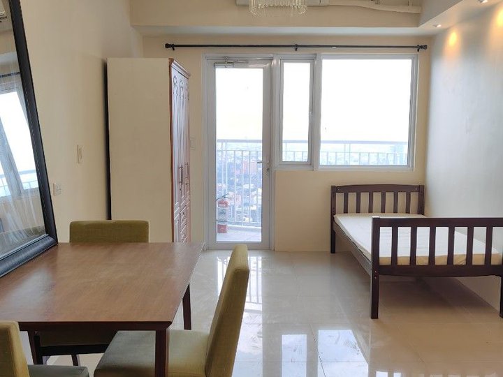 For Rent One Bedroom @ Jazz Residences Makati