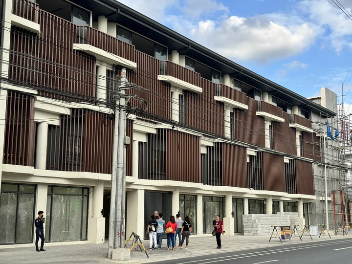 Office/Commercial Building near Mindanao Avenue QC