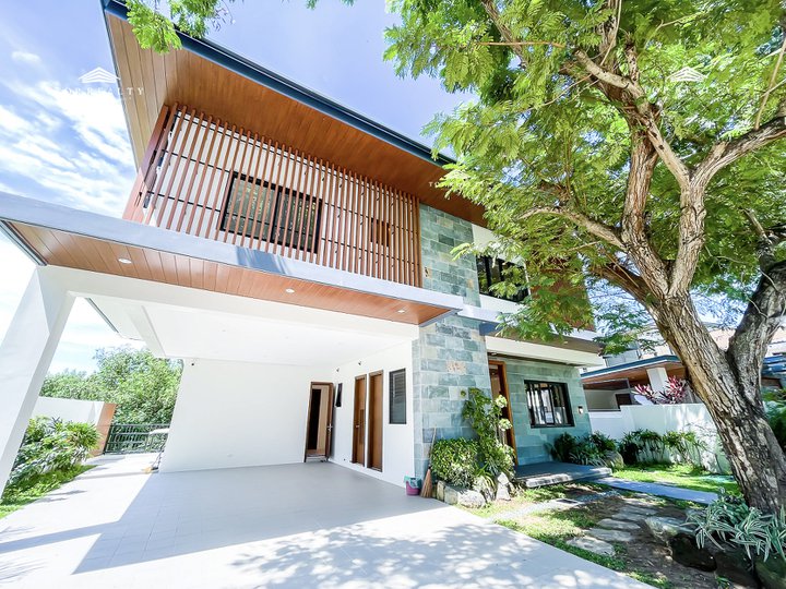 4-Bedroom House and Lot for Sale in Ayala Southvale Primera, Las Pinas City