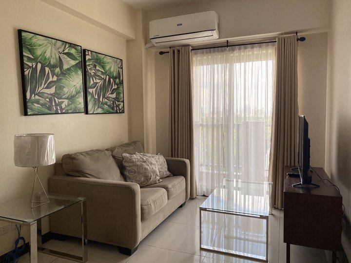 DMCI PRisma 2 BEdroom Korean lay out with Parking Ready for occupancy