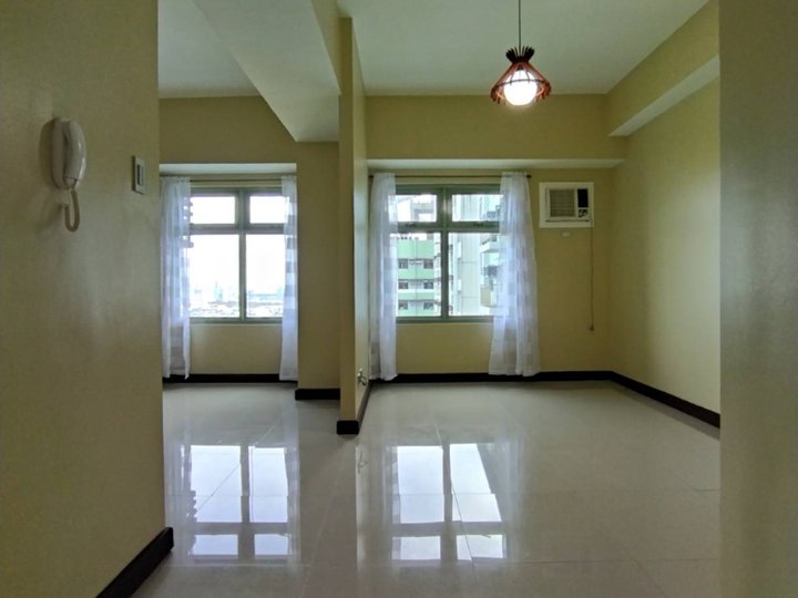 Magnolia Residences, 74.1 sqm, 2 bedroom, semi furnished unit for rent