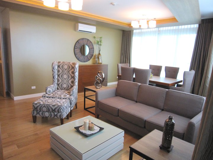 For Sale: 3 Bedroom Condo in Makati City at Park Terraces