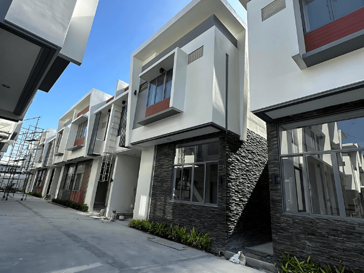 Ready For Occupancy 3-bedroom Townhouse For Sale in Quezon City