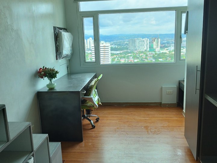 For Rent One Bedroom @ Exchange Regency Ortigas