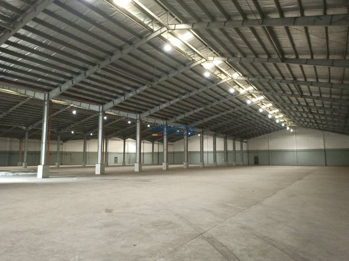 Available for Lease - Valenzuela Warehouse Space