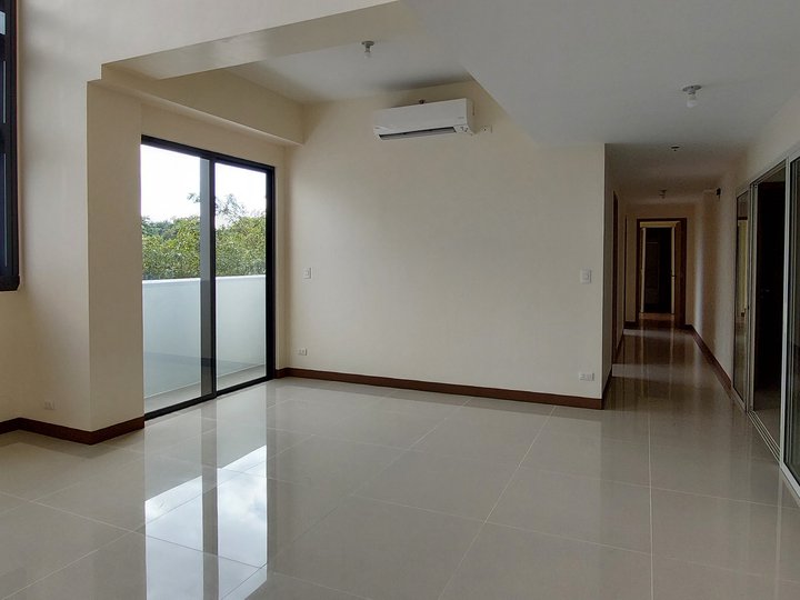 For sale 3 bedroom rent to own condo unit in Albany, BGC