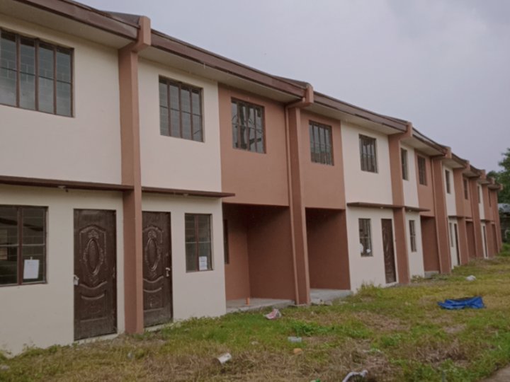 Ready for Occupancy Townhouse in SAVANNA VILLE TOWNHOMES Imus