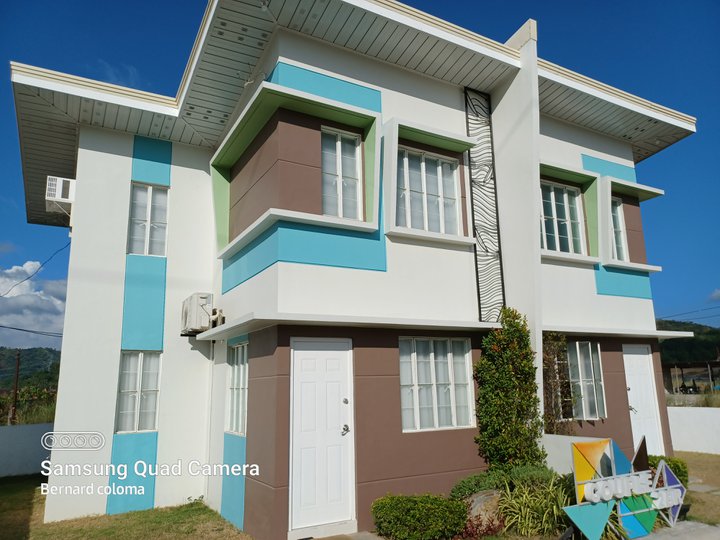 2-bedroom Duplex House For Sale in Subic Zambales