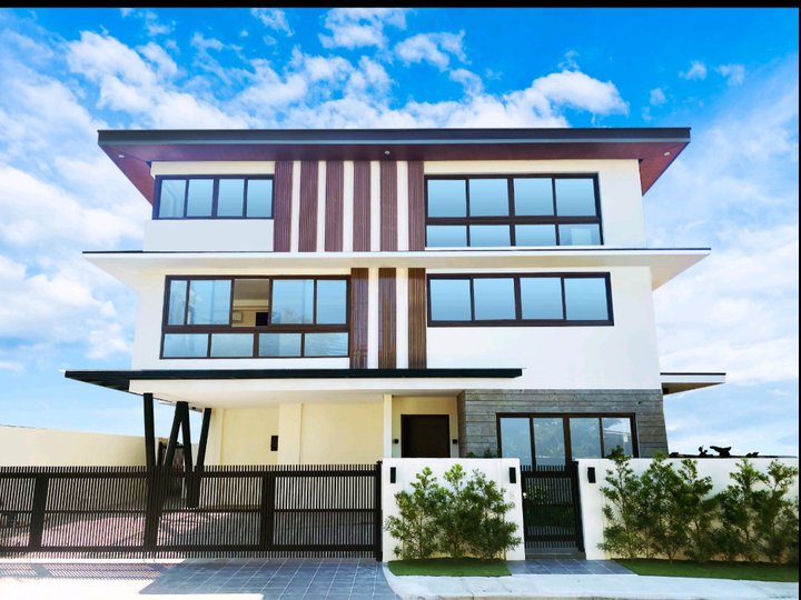 3-Storey Brand New Model House with pool for sale Ayala Alabang