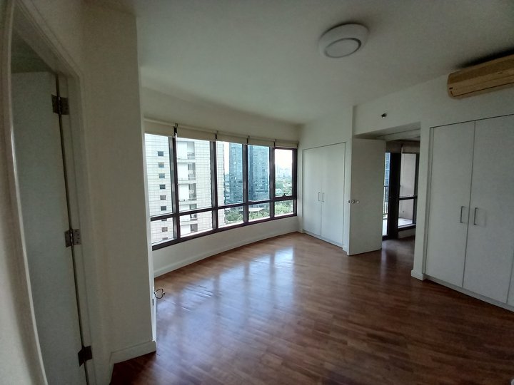 2BR for Rent in Joya North Tower